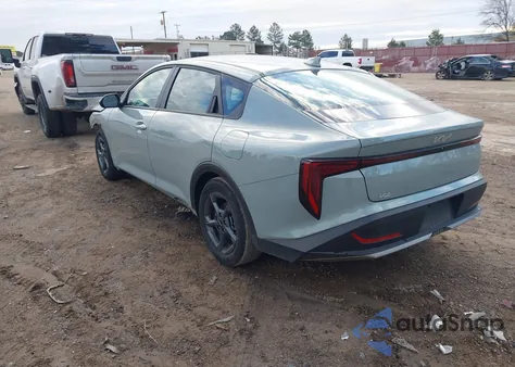 2025 Kia K4 Lxs from USA, damaged, VIN 3KPFT4DE0SE084815